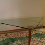 Продам Стеклянный столик, именной.с росписью итальянского дизайнера