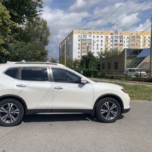 Продам свою машину Nissan Rogue 2019 год