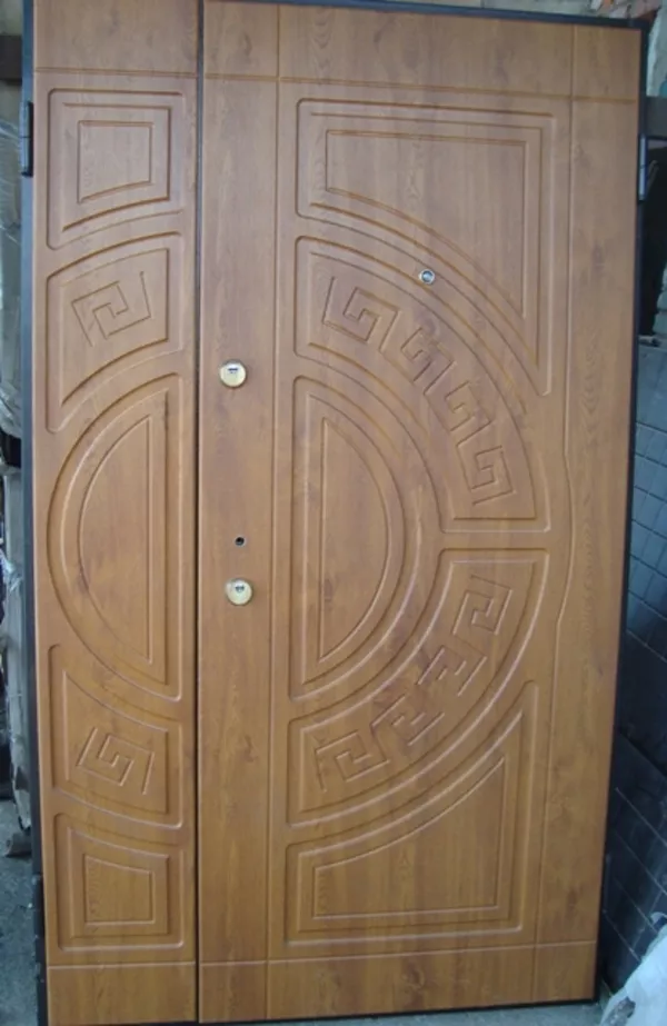 Полуторные металлические двери с Мдф накладками в Харькове 2