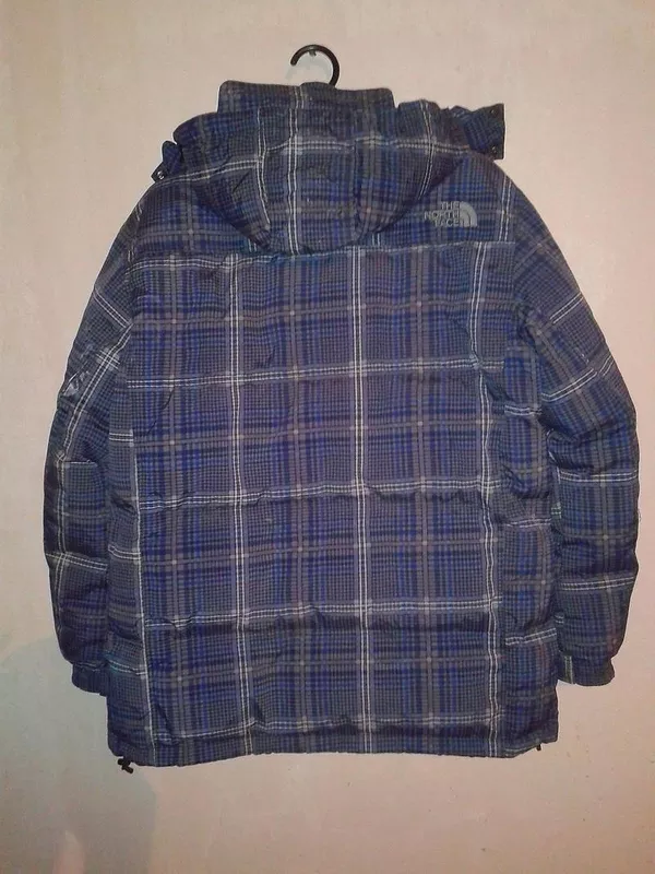 Продам зимняя куртка-пуховик в идеальном состоянии недорого.  2