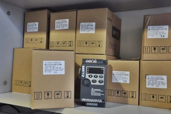 Перетворювач частоти NL1000-01R5G2 1, 5кВт 380B/220 3