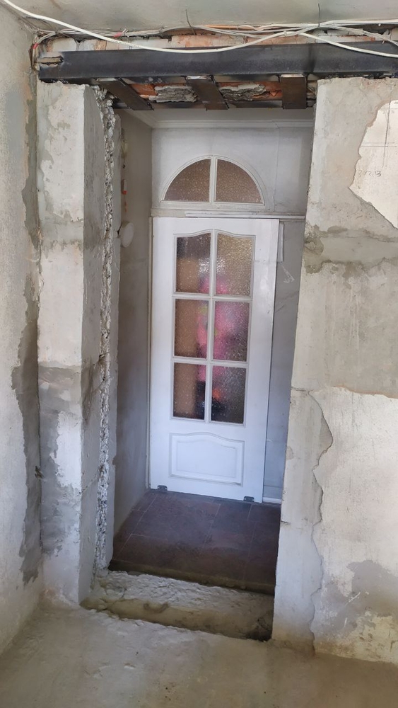 Проемы, отверстия в фундаментных блоках Демонтаж бетона, кирпича Харьков 3