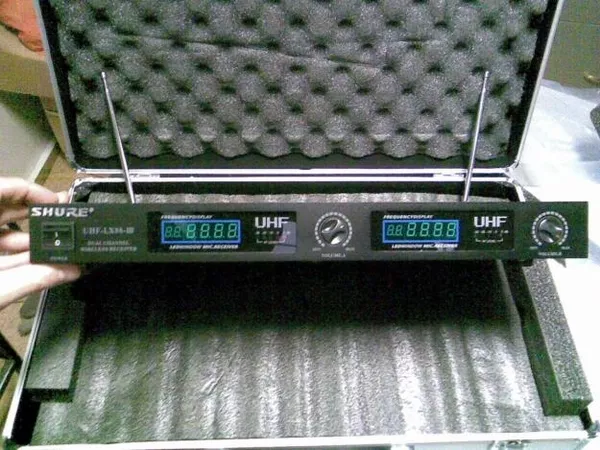 Продаётся радиомикрофон SHURE SM58 (LX88-III)