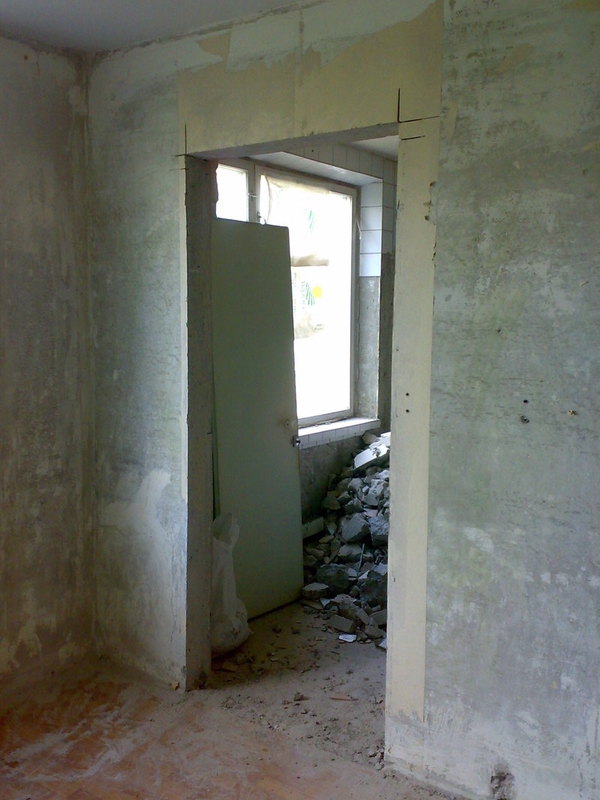 Расширение проемов, стен без пыли в бетоне, железобетоне, кирпиче Харьков 5
